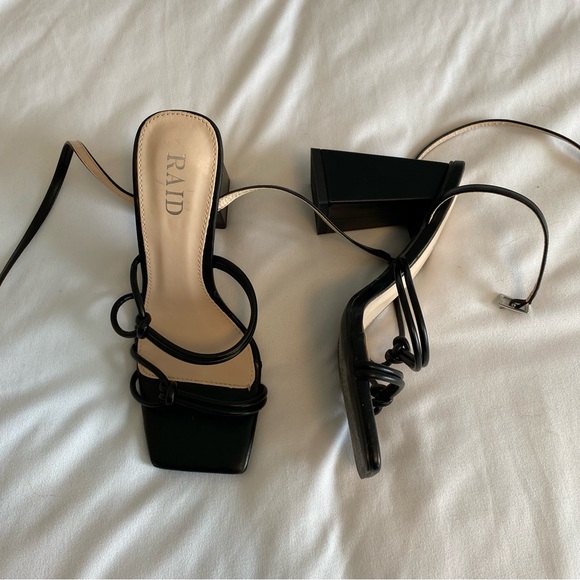 Black Raid heels - Picture 1 of 4